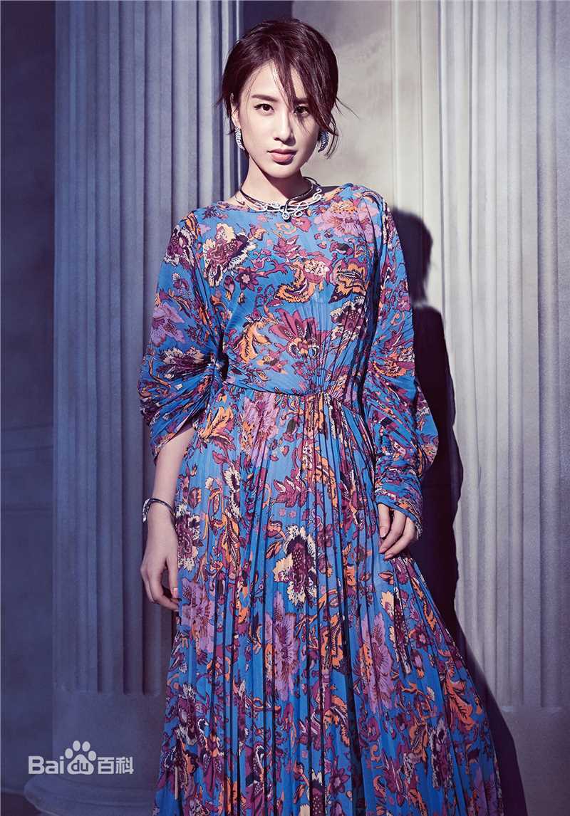 黄圣依(Eva Huang)精选杂志街拍图册