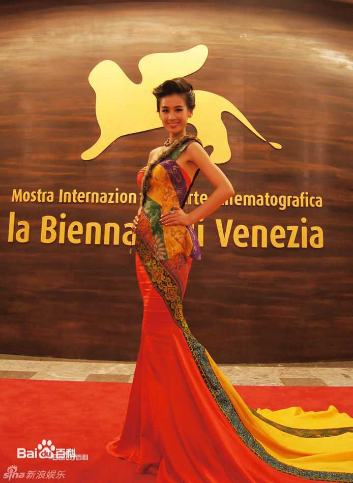黄圣依(Eva Huang)戛纳、威尼斯电影节前后照片