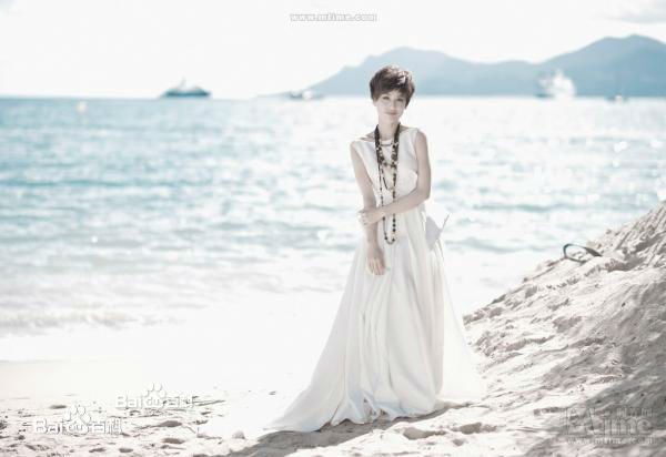 黄圣依(Eva Huang)戛纳、威尼斯电影节前后照片