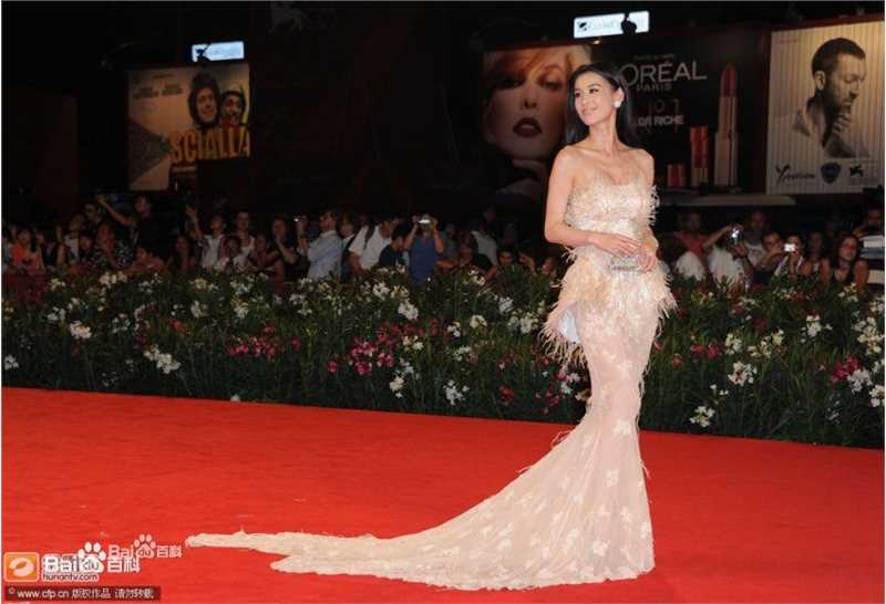 黄圣依(Eva Huang)戛纳、威尼斯电影节前后照片