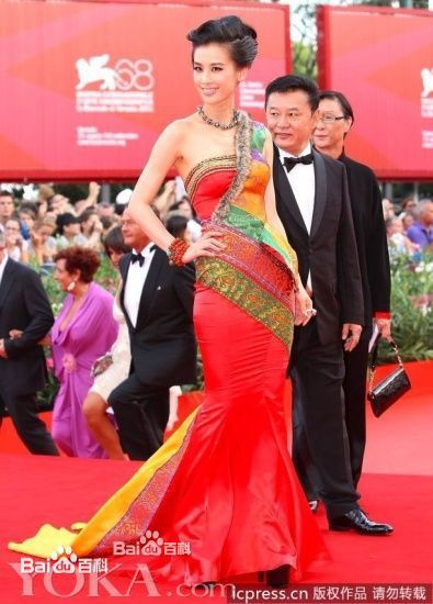 黄圣依(Eva Huang)戛纳、威尼斯电影节前后照片