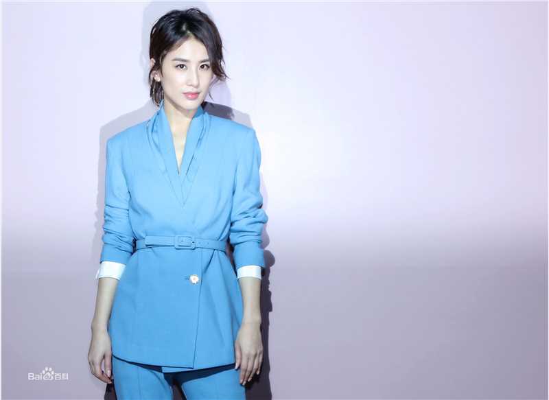 黄圣依(Eva Huang)前后照片