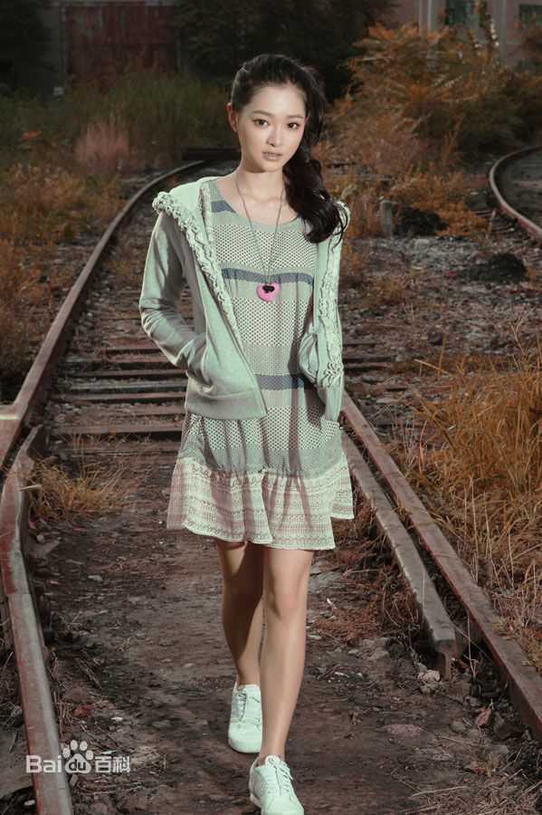 何琢言高清照图集