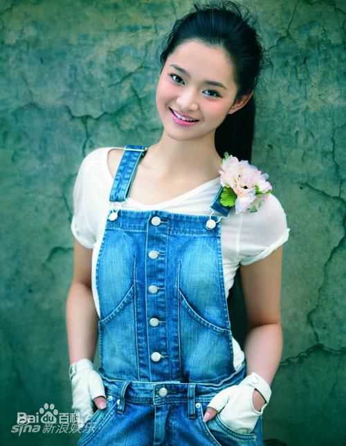 何琢言高清照图集