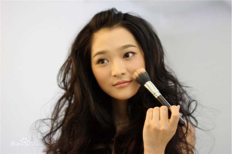 何琢言高清照图集