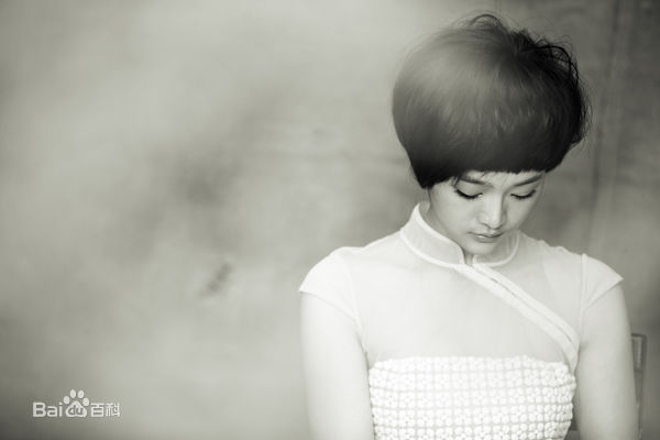 何琢言高清照图集