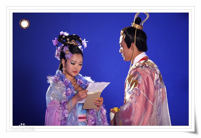 何琢言2010年《财神有道》最新剧照