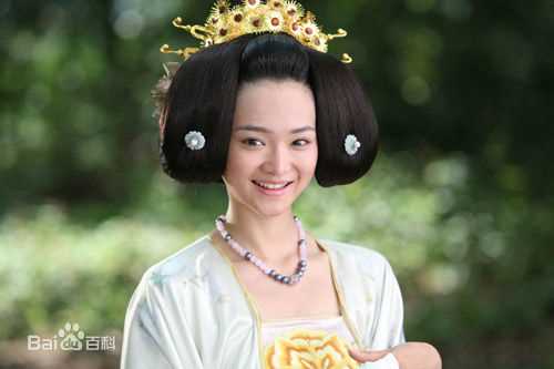 何琢言广告代言前后照片