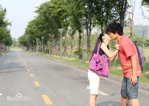 何琢言2009年《青春进行时》高清剧照