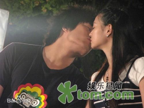 何琢言2009年《青春进行时》高清剧照