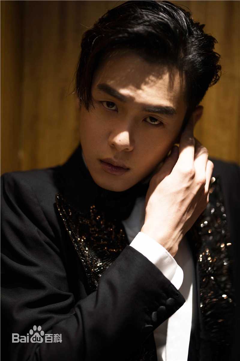 张若昀最新图集