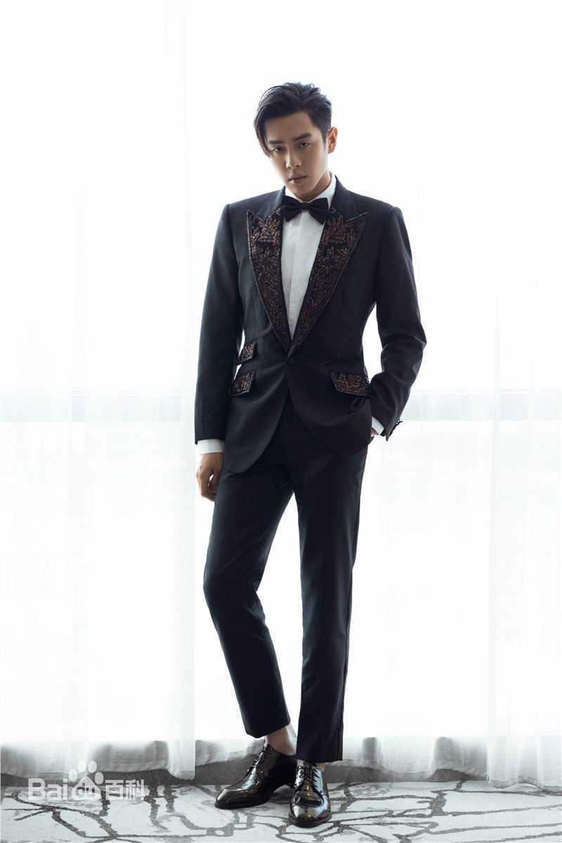 张若昀最新图集