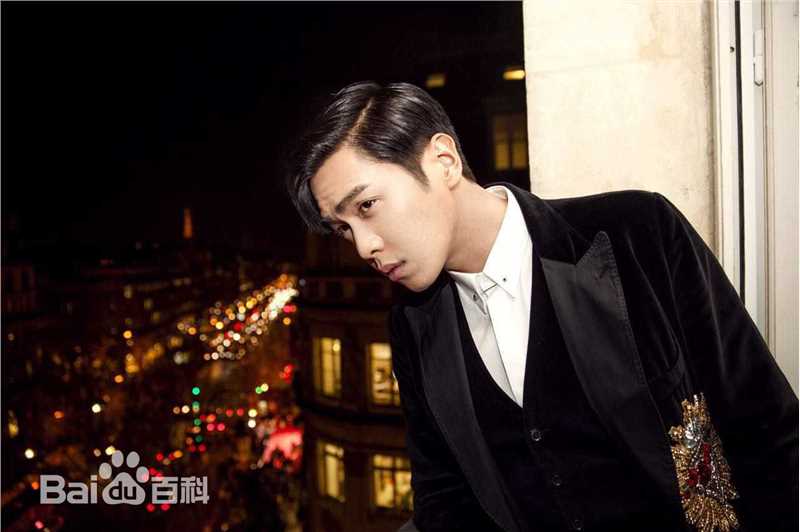 张若昀最新活动壁纸