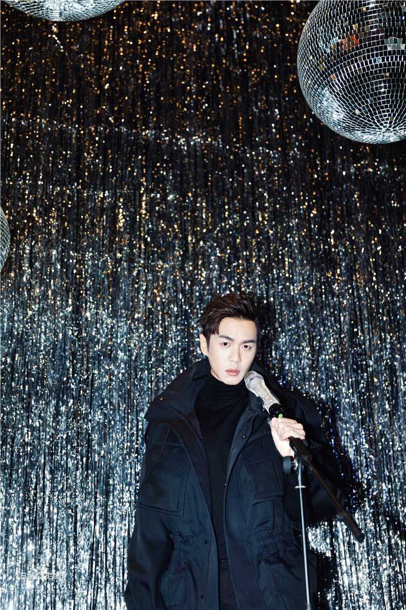 张若昀最新活动壁纸