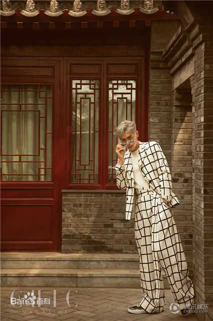 精选张若昀在《小资CHIC》五月刊中的图册