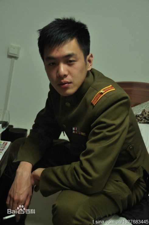 最新张若昀精彩图册