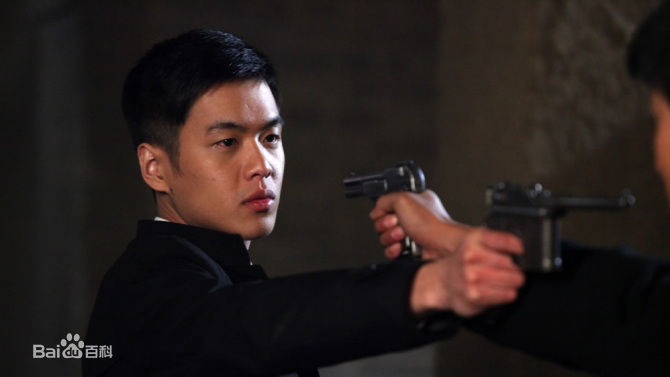 最全张若昀精彩图册