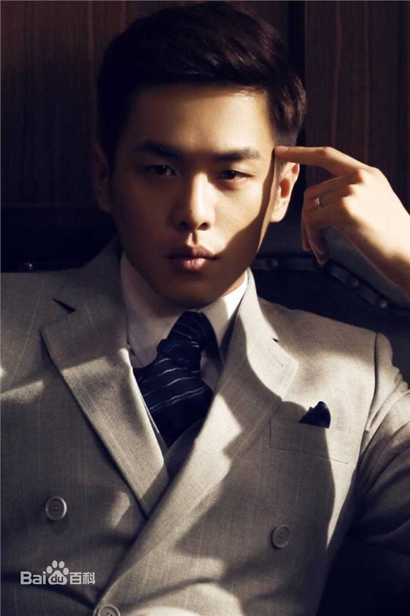 张若昀前后照片