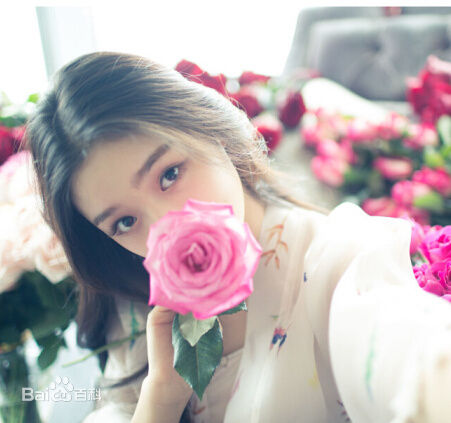 林允(Jelly Lin)代言生活照相册