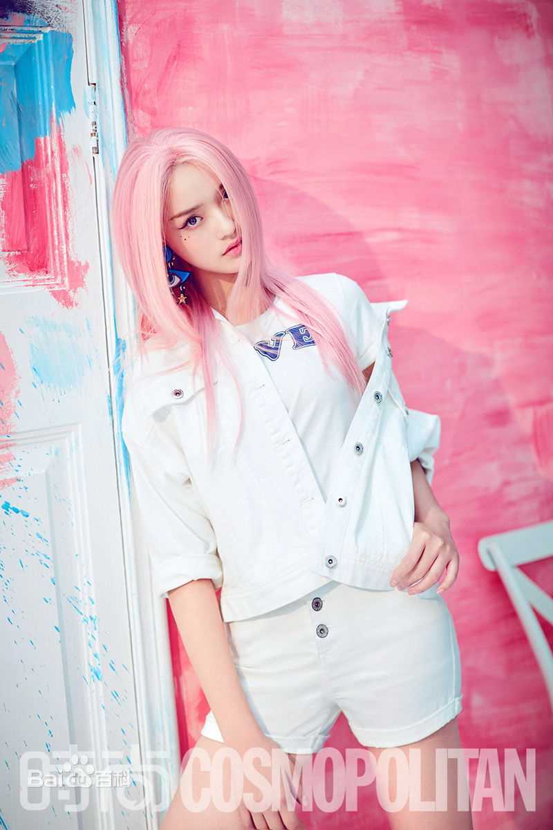 精选林允(Jelly Lin)在《时尚COO》中的图册