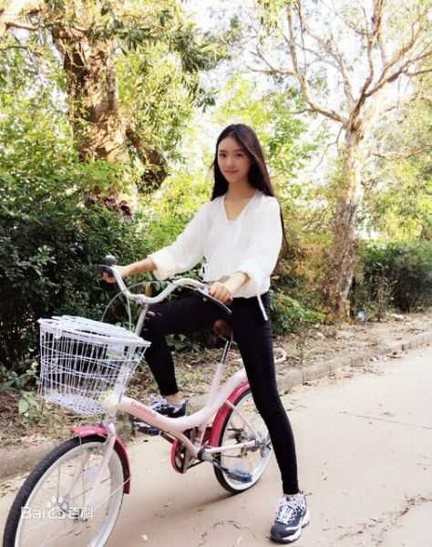 林允(Jelly Lin)生活照图片图册