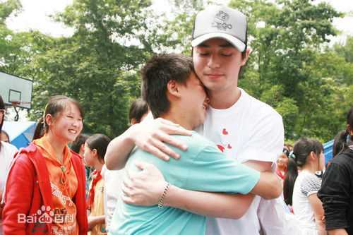 霍建华(Wallace Huo)四川赈灾素颜照相册