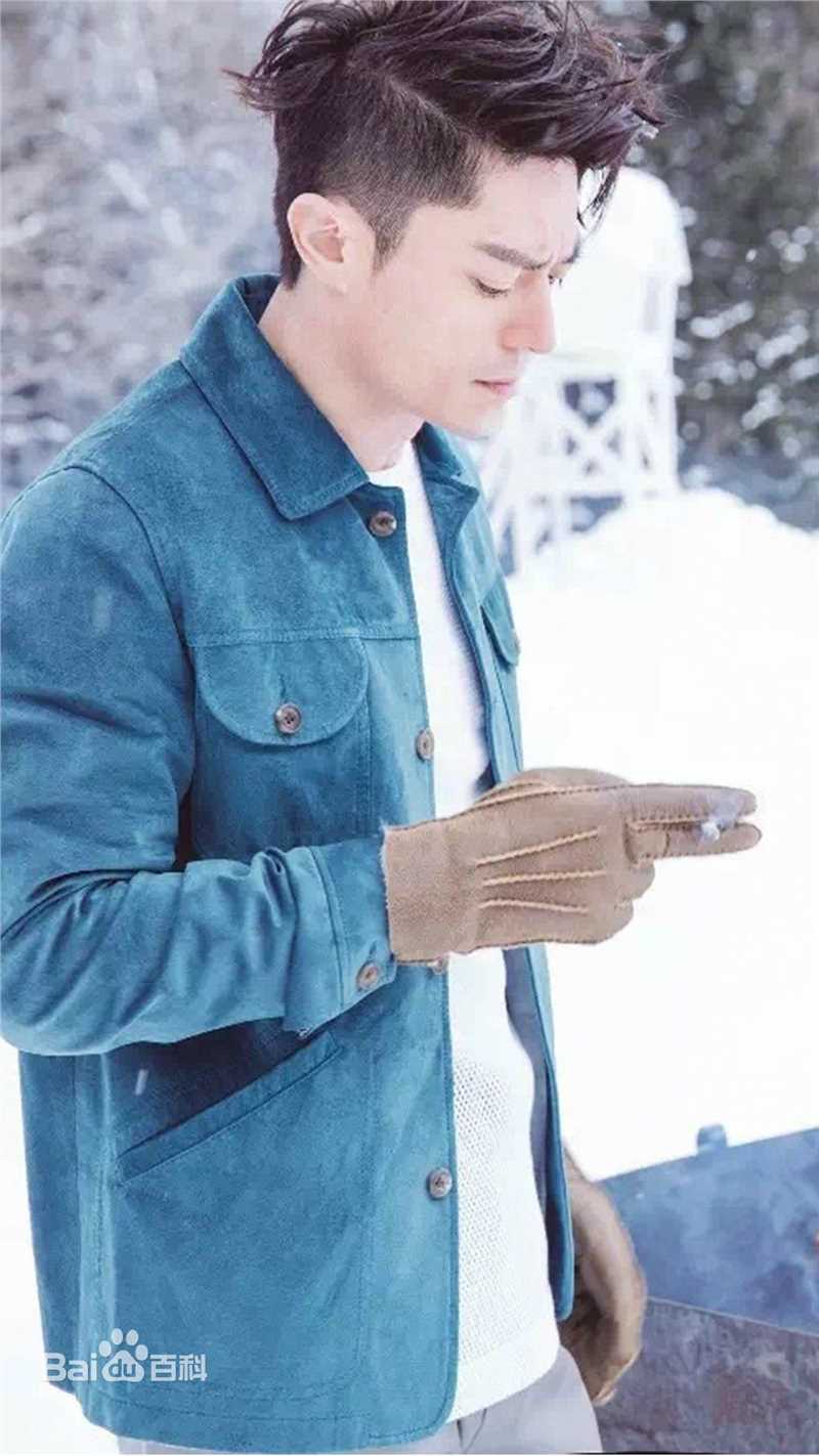 精选霍建华(Wallace Huo)在《时尚芭莎》中的图册