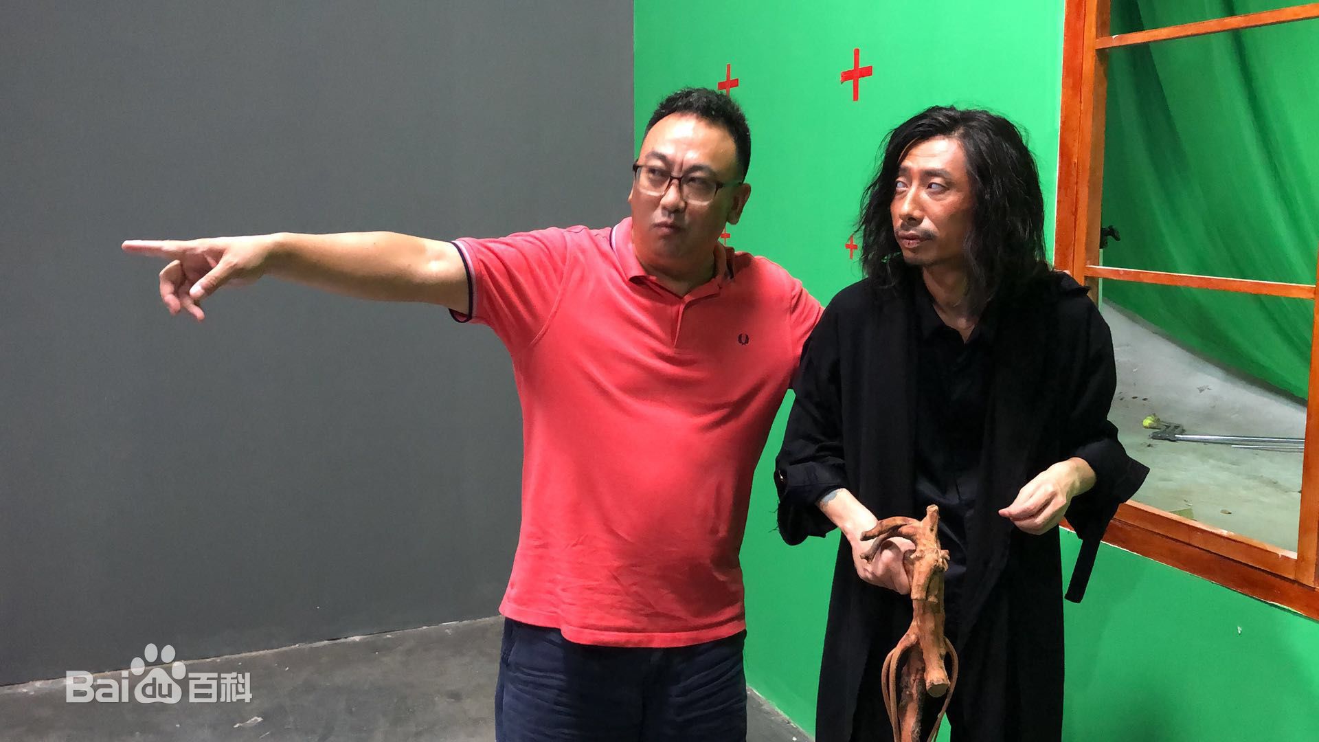 杨朗从工作照片性感图片图集