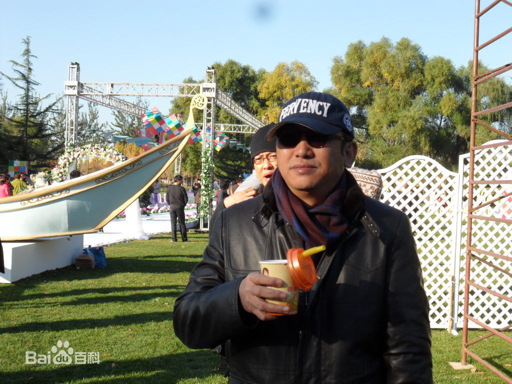 杨朗从工作照片生活照相册