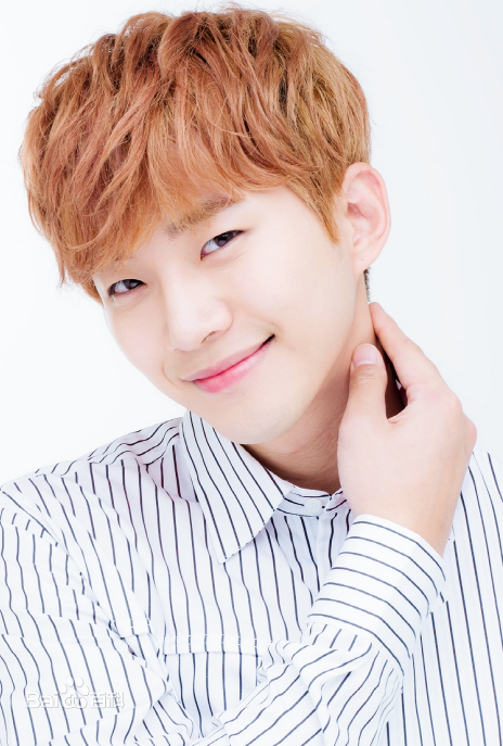 李俊昊(，Junho，ジュノ)新闻图生活照