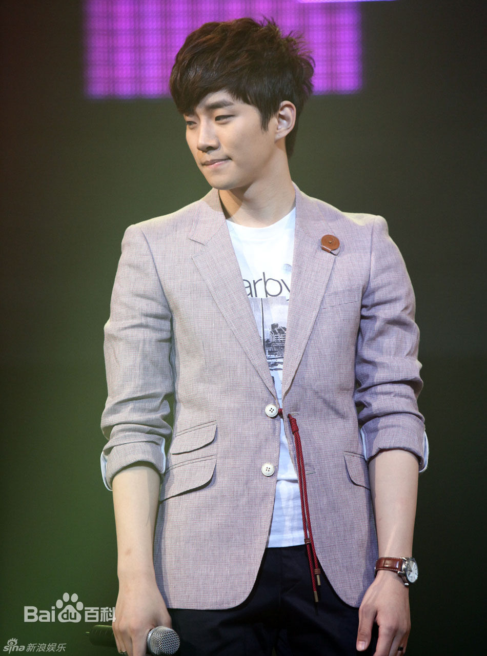 李俊昊(，Junho，ジュノ)精彩图册