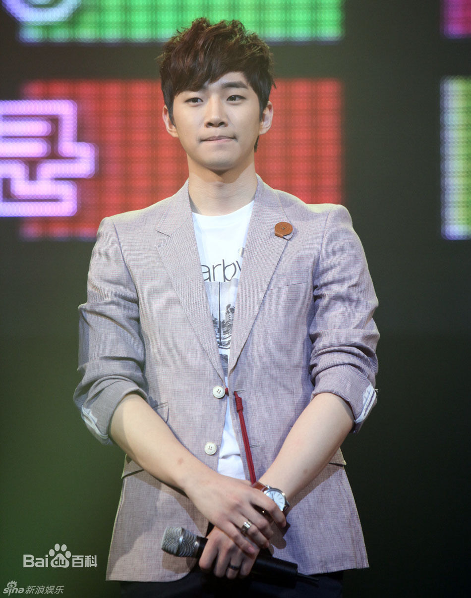 李俊昊(，Junho，ジュノ)精彩图册