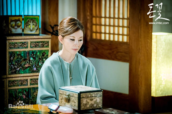 李美淑(，Lee Mi Sook)电视剧：金钱之花性感图片壁纸