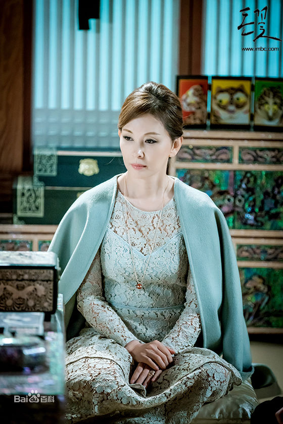 李美淑(，Lee Mi Sook)电视剧：金钱之花性感图片壁纸