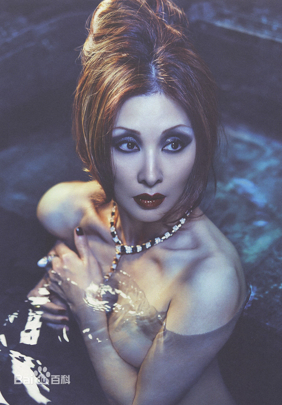 李美淑(，Lee Mi Sook)2013年：ALLURE性感图片图集