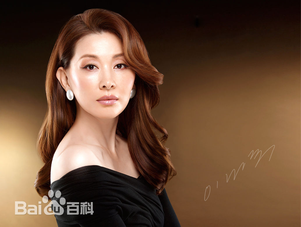 李美淑(，Lee Mi Sook)2015年代言：Cell Fusion C性感图片图集