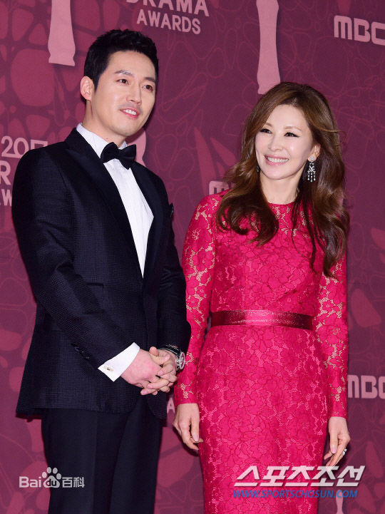 李美淑(，Lee Mi Sook)2017年12月30日 MBC演技大赏图册