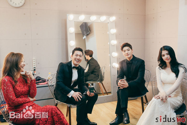 李美淑(，Lee Mi Sook)2017年12月30日 MBC演技大赏图册