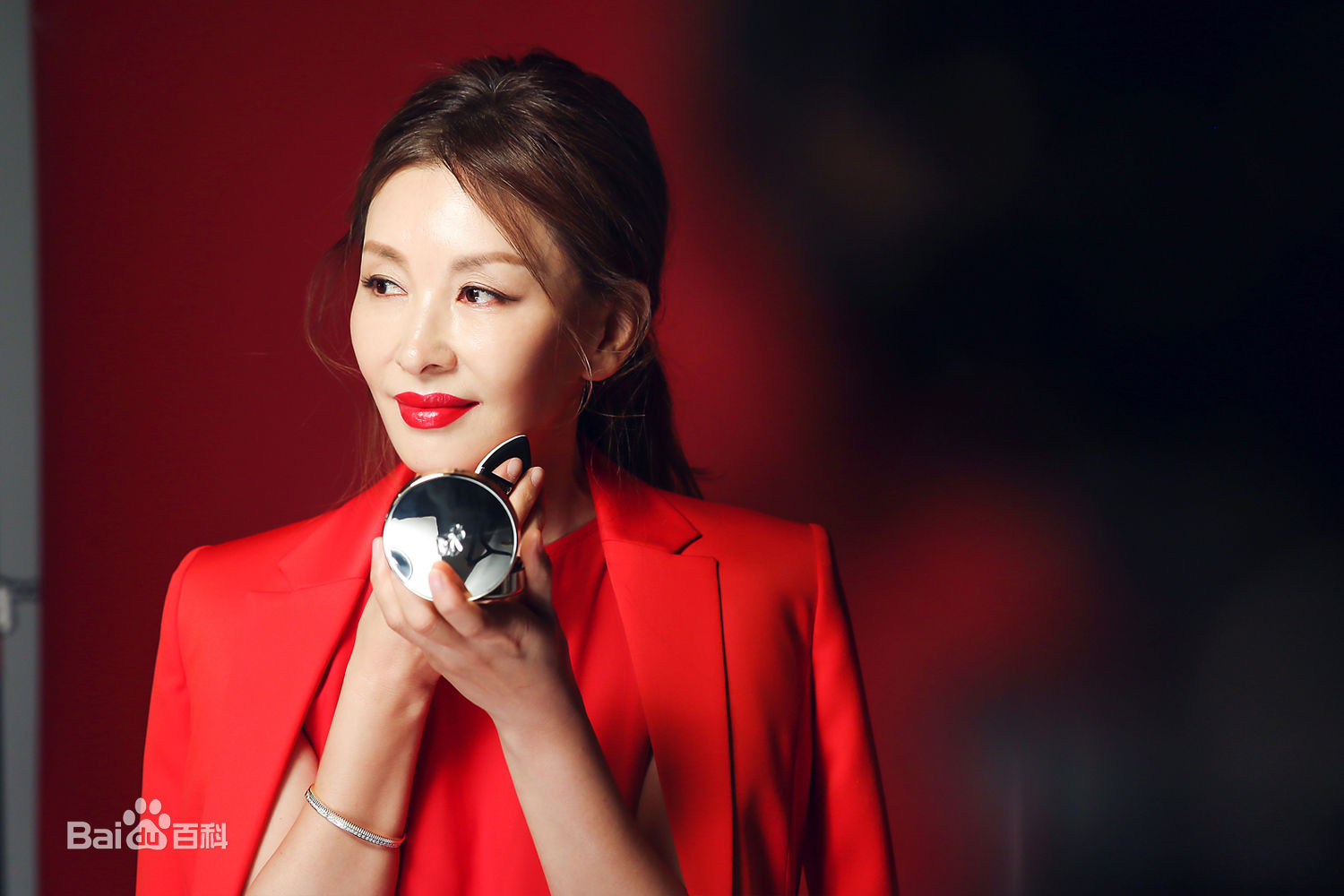 李美淑(，Lee Mi Sook)2018年：Noblesse壁纸壁纸