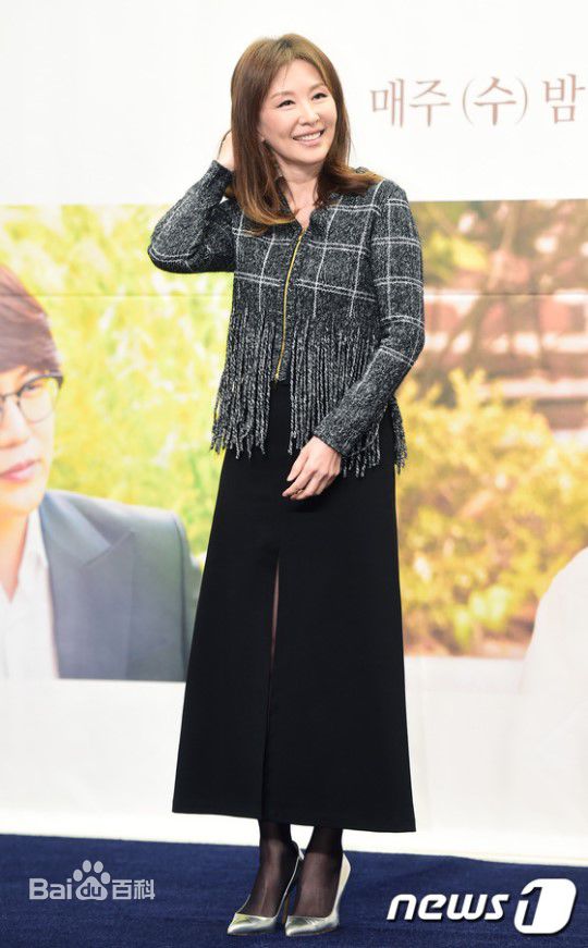 李美淑(，Lee Mi Sook)2016年综艺 我所剩下的48小时生活照