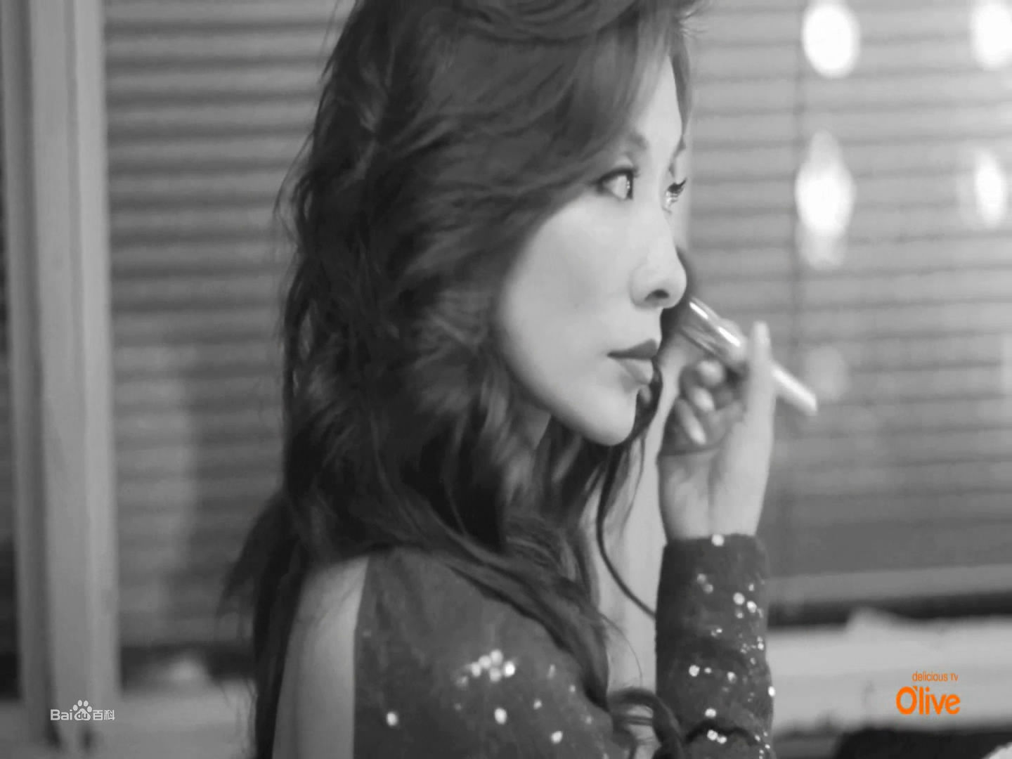 李美淑(，Lee Mi Sook)2011年 综艺的Bad  Scene前后照片