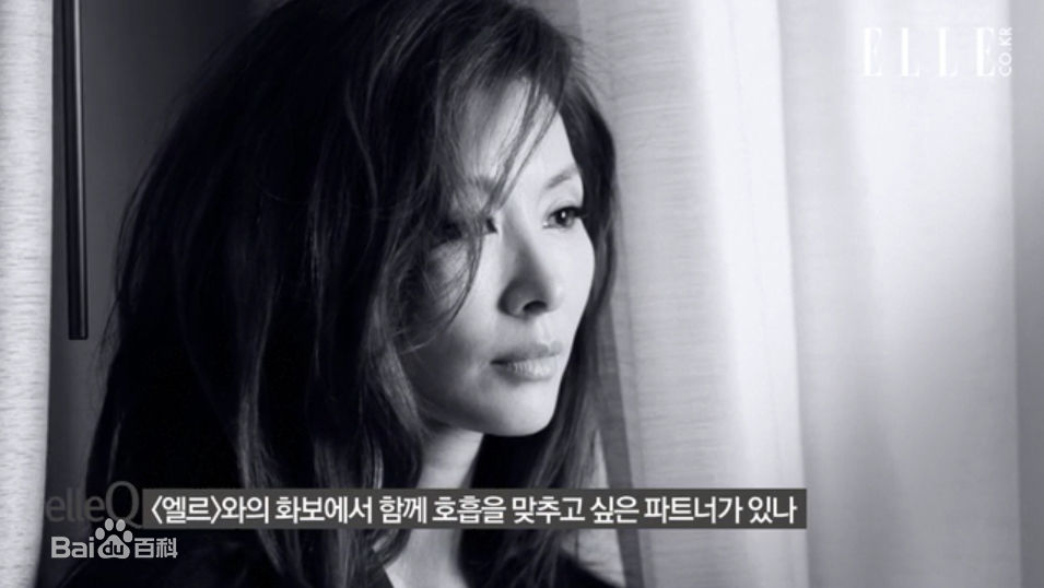 李美淑(，Lee Mi Sook)2013年：ELLE, 以演员之名素颜照相册