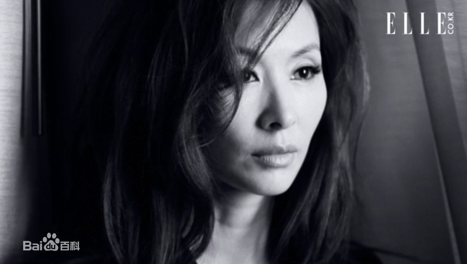 李美淑(，Lee Mi Sook)2013年：ELLE, 以演员之名素颜照相册