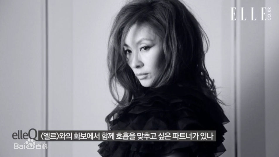 李美淑(，Lee Mi Sook)2013年：ELLE, 以演员之名素颜照相册