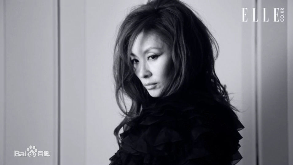 李美淑(，Lee Mi Sook)2013年：ELLE, 以演员之名素颜照相册