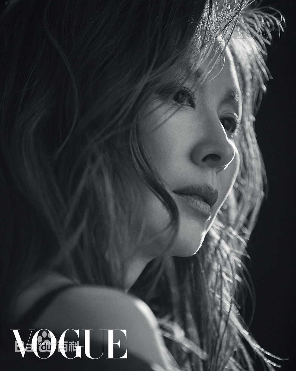 李美淑(，Lee Mi Sook)2018年4月号VOGUE壁纸壁纸