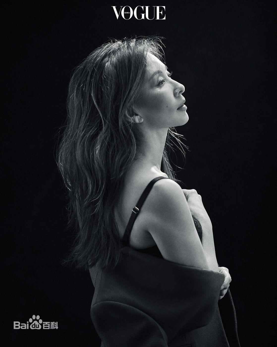 李美淑(，Lee Mi Sook)2018年4月号VOGUE壁纸壁纸