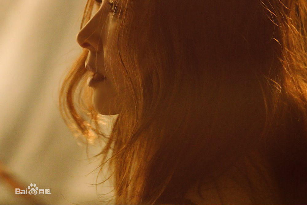 李美淑(，Lee Mi Sook)2018年4月号VOGUE壁纸壁纸