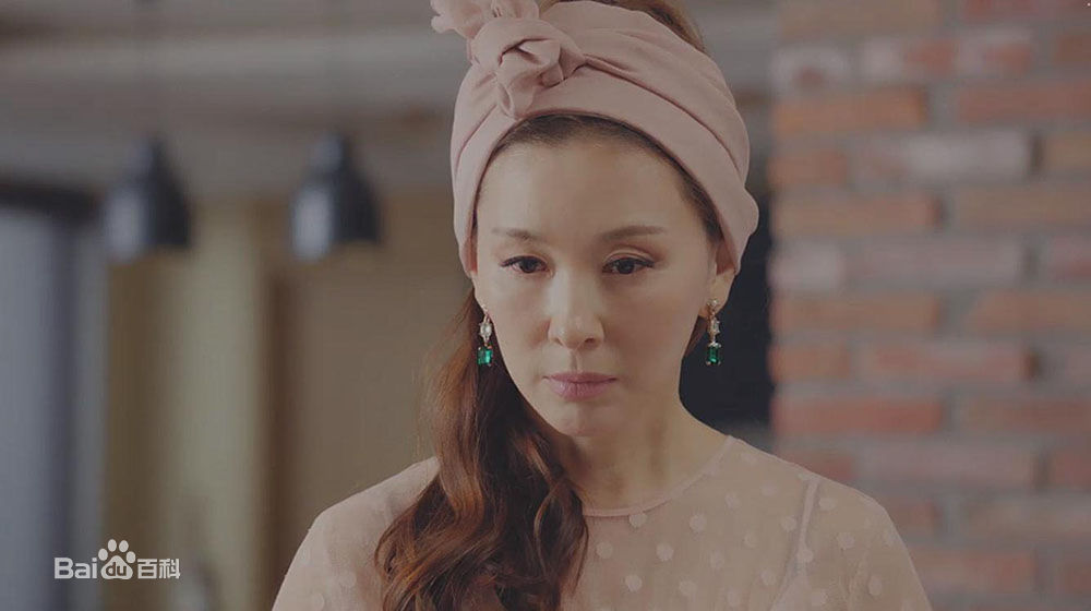 李美淑(，Lee Mi Sook)2018年5月油腻的浪漫前后照片