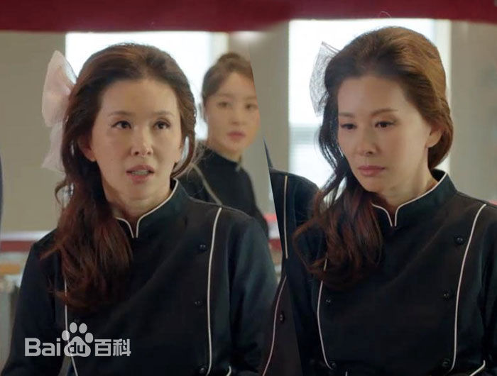 李美淑(，Lee Mi Sook)2018年5月油腻的浪漫前后照片